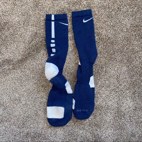 navy blue nike elite socks